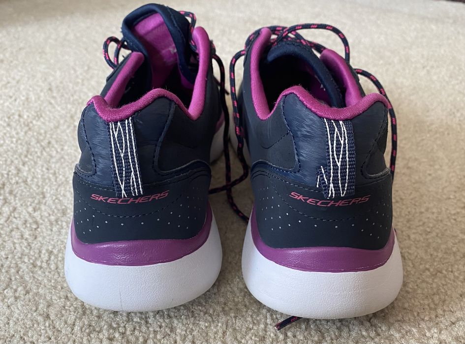 Кросівки Skechers Light Weight 42р.