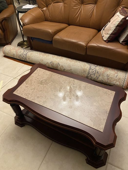 Mesa de centro com pedra