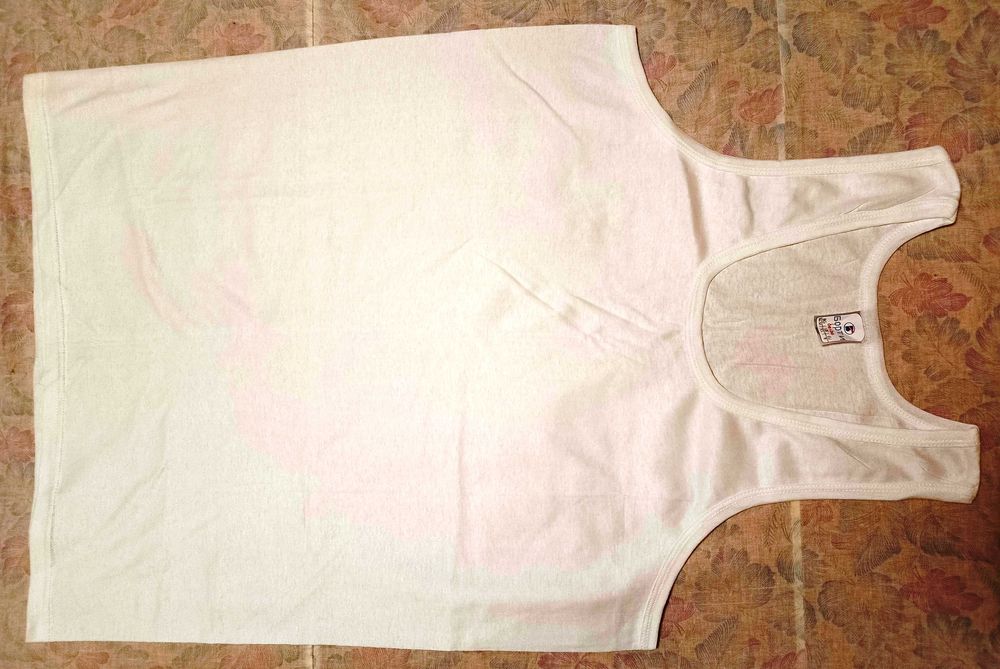 Продаю нові чоловічі майки (білі XL 100% бавовна) виробництва Болгарії