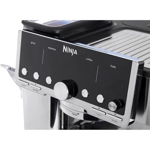 Рожкова кавоварка еспресо NINJA Luxe Cafe Premier ES701EU