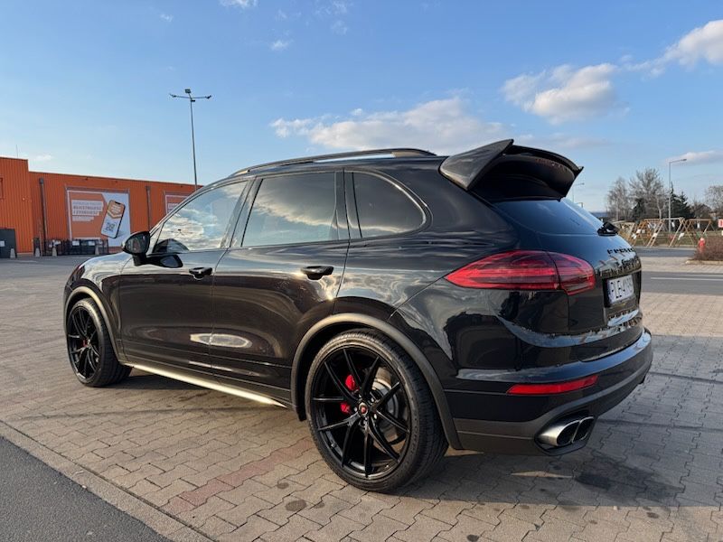 Porsche Cayenne Turbo