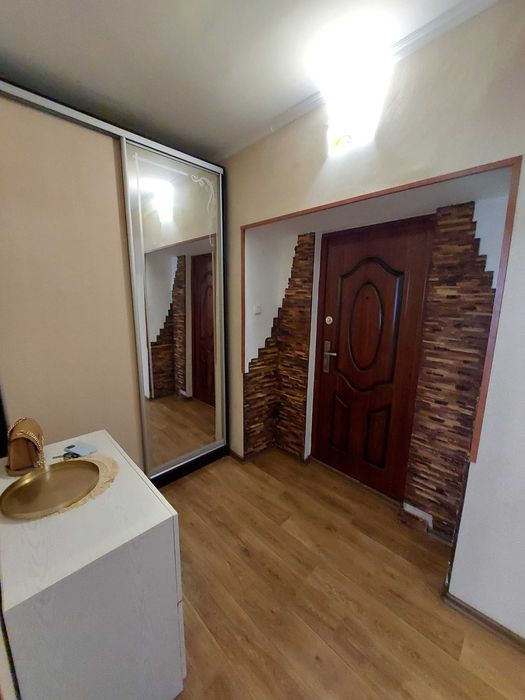 Продаж 2- ох кімнат в гуртожитку