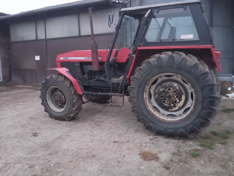 Sprzedam ciągnik Ursus 1224