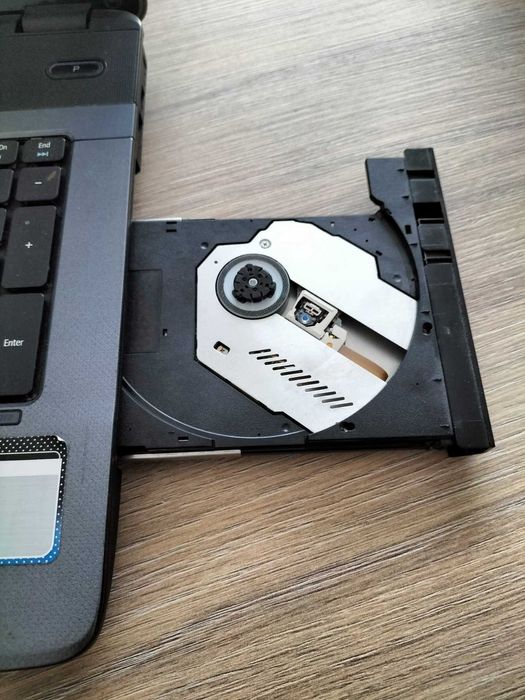 Acer Aspire 7736ZG – 17,3”, 6 GB RAM, sprawny