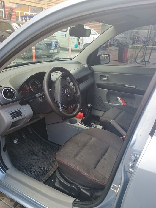 Мазда 2 2003 ТЕРМІНОВО