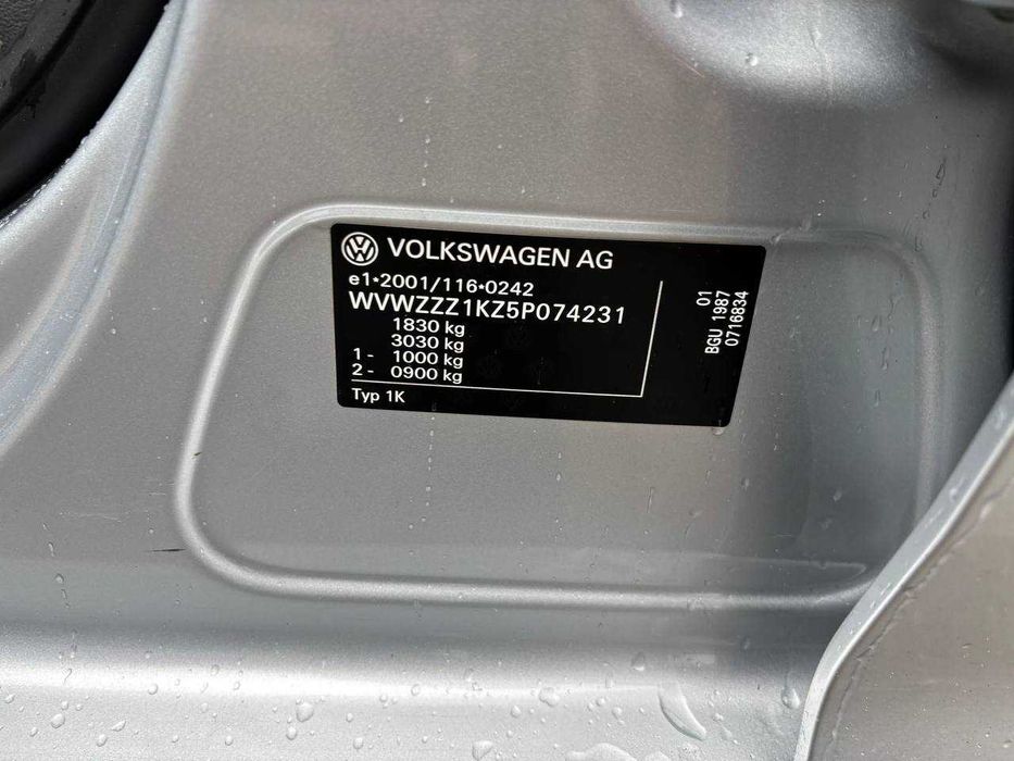 Продам Volkswagen Golf 5