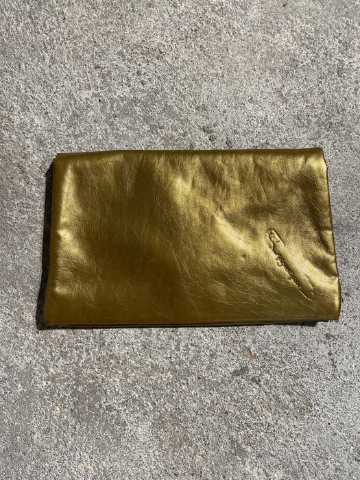 Clutch Miguel Vieira em dourado