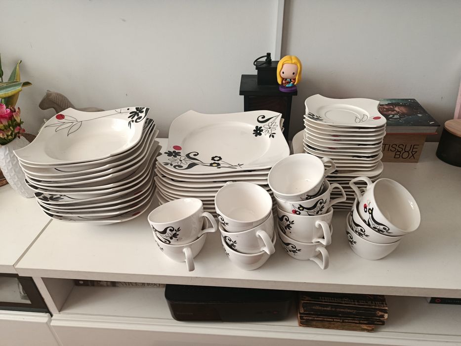 Serwis obiadowo kawowy