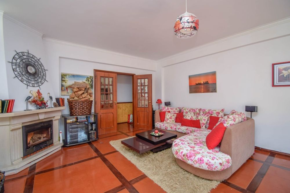 Apartamento T2  no  Casal do Cotão