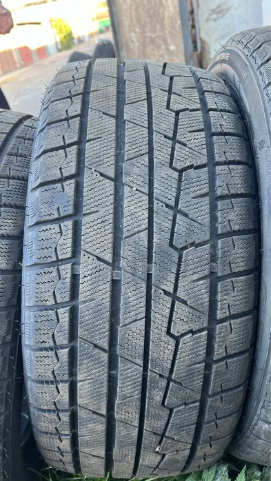 Зимові шини 255/45 R18