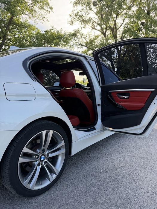 BMW 3 Series 2016 VIN WBA8E9G58GNU29326 фото оголошення 9 з 24