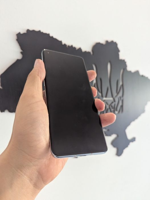 OnePlus 9 pro 256gb silver. Уцінка