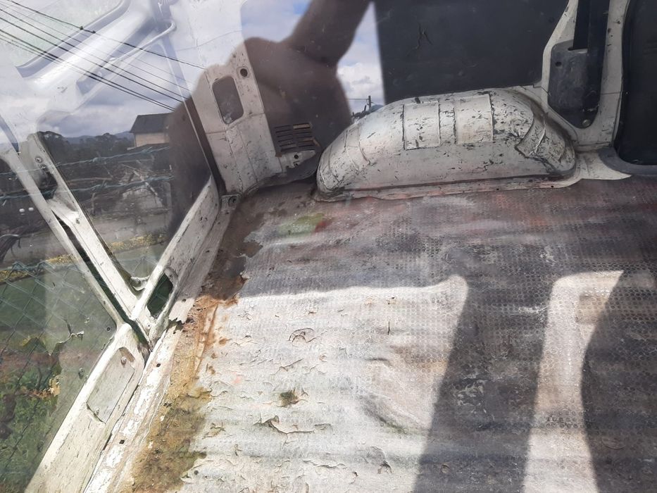 Nissan vanette 1997 5 lugares