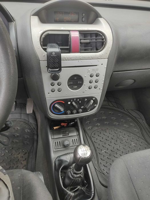 Opel Corsa — fotografia 4