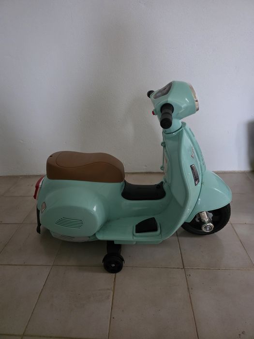 Mota Vespa bateria