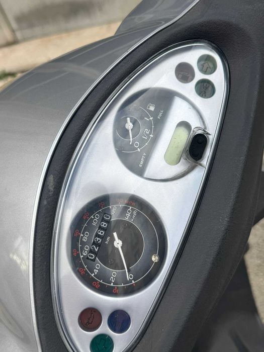 Scooter, 125cc Piaggio