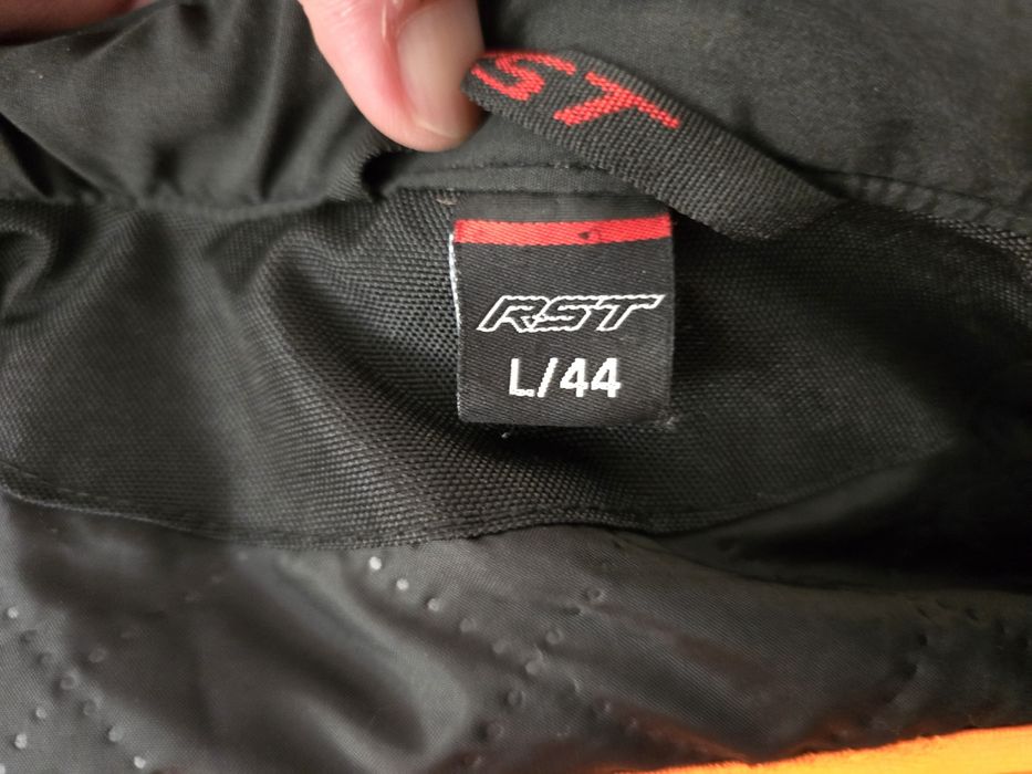 Casaco RST tamanho L44
