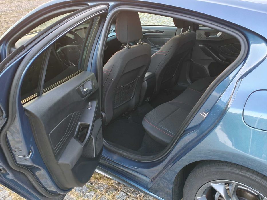 Ford Focus 1.0 125cv MHEV ST Line
