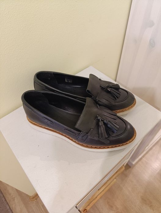 Super loafersy damskie, skórzane 40 Office London