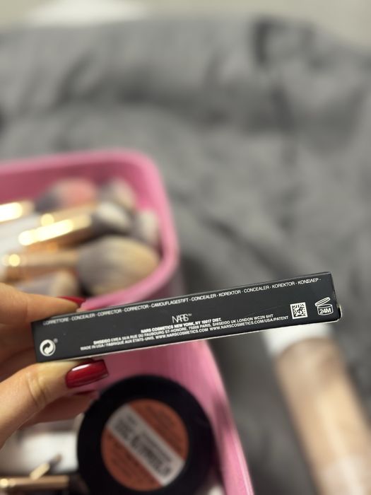 Продам консилер Nars