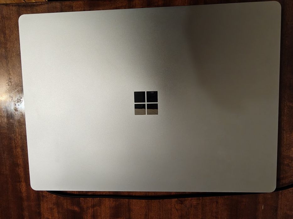 Microsoft surface laptop 4