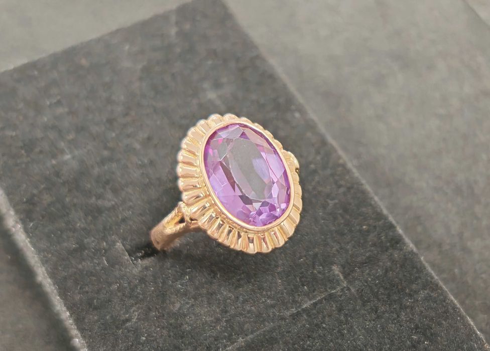 Złoty pierścionek p583 6,90g r.19 z ametystem różowe złoto