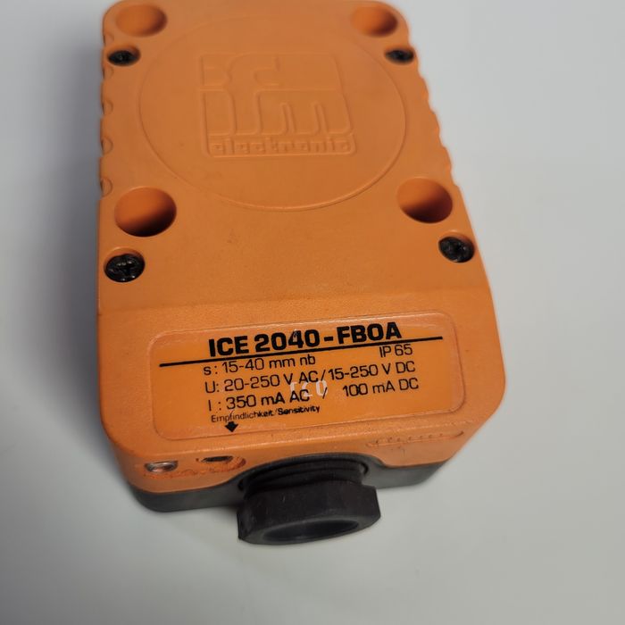 Czujnik indukcyjny ICE2040-FBOA fi