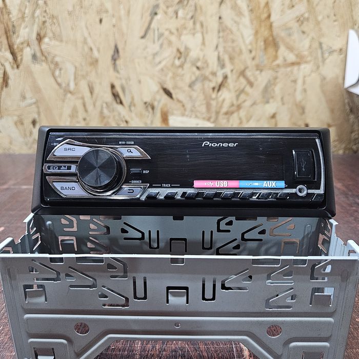 Pioneer MVH-150UB