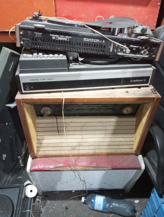 Шарманки ,радиа, с прошлого века.