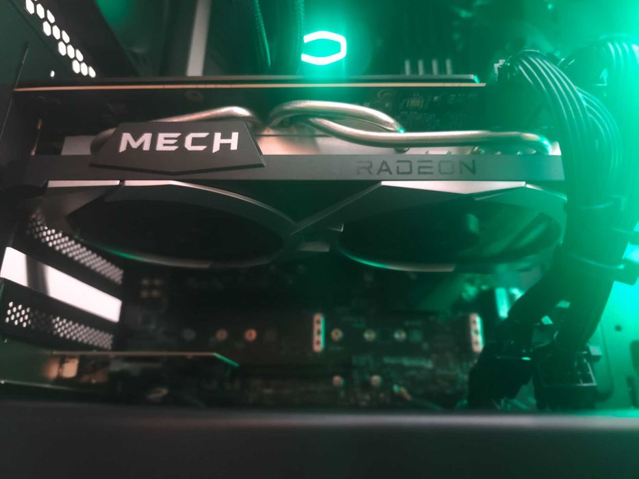 Computador Gaming (i5 12ª Gen / RX 6750 XT / 64GB RAM)