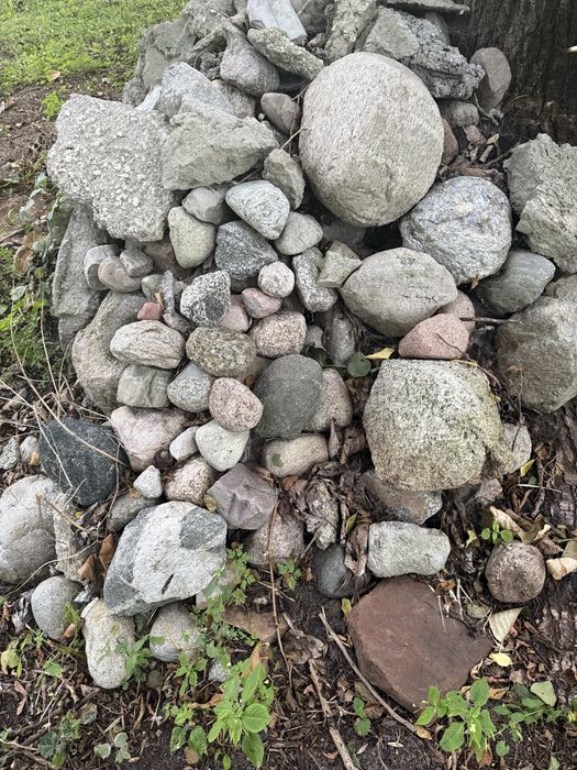 Kamienie Gruz na Utwardzenie Terenu
