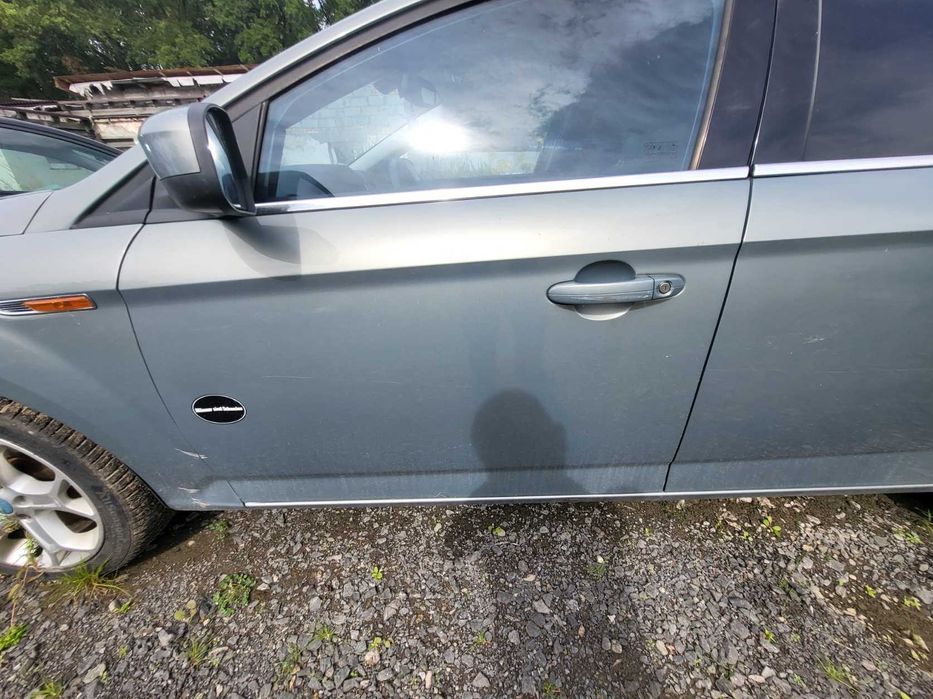 Ford Mondeo mK4 drzwi kolor T6