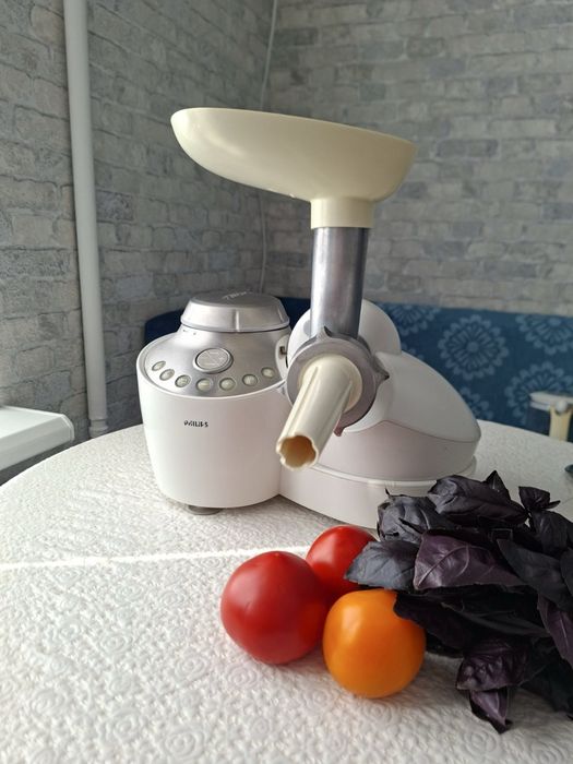 Кухонний комбайн Philips HR7768