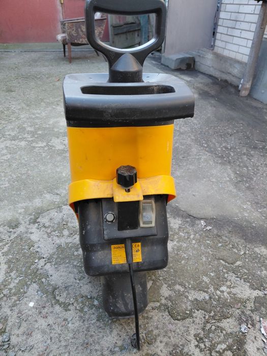 Подрібнювач гілок Gruntek EH-20