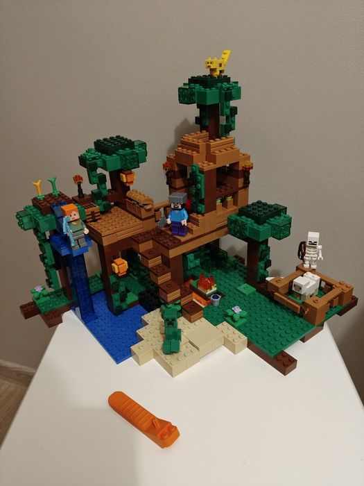 Klocki LEGO Minecraft 21125 Dom na drzewie kompletne
