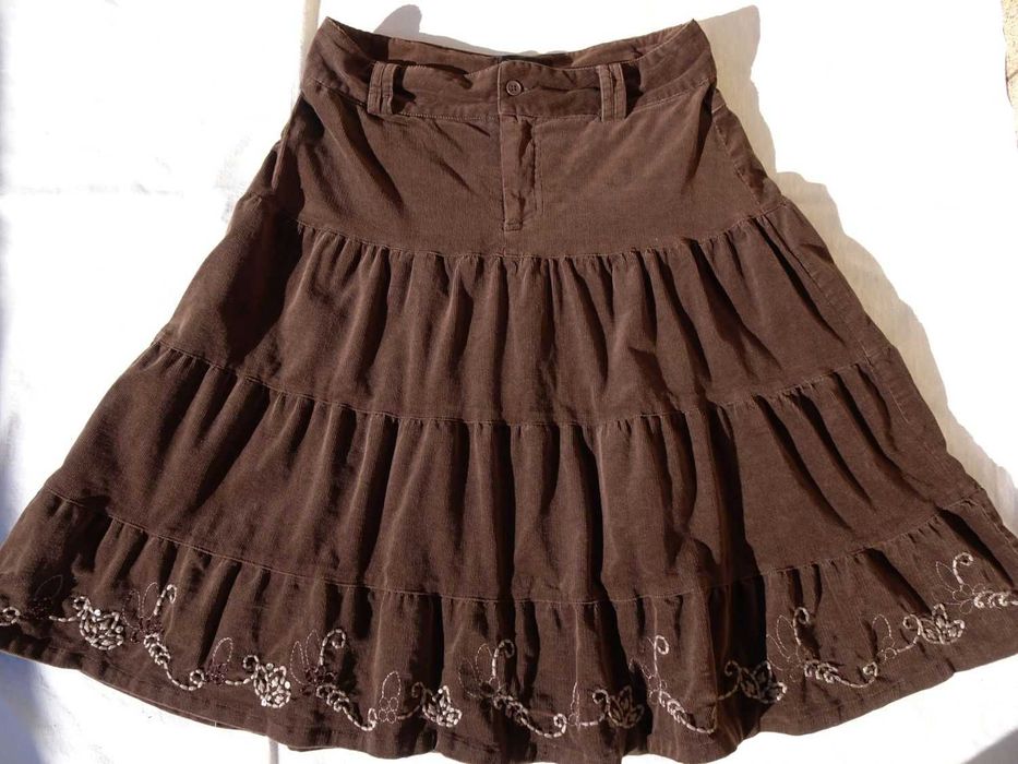 Sztruksowa spódnica Falbany Haft 38 40 sztruks