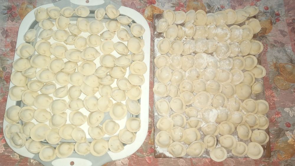 Домашні вареники пельмені
