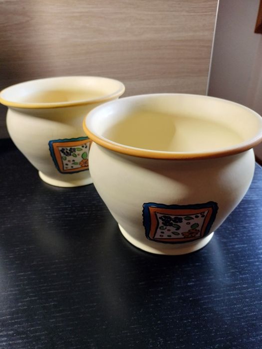 2 Porta Vasos amarelos