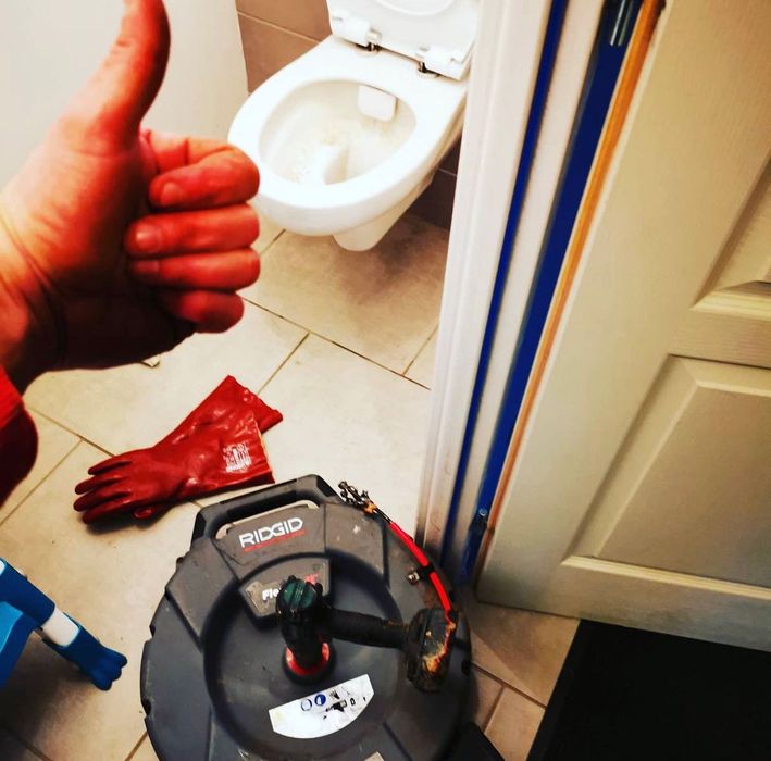 Canalizador / Reparações / Desentupimento/ canalização