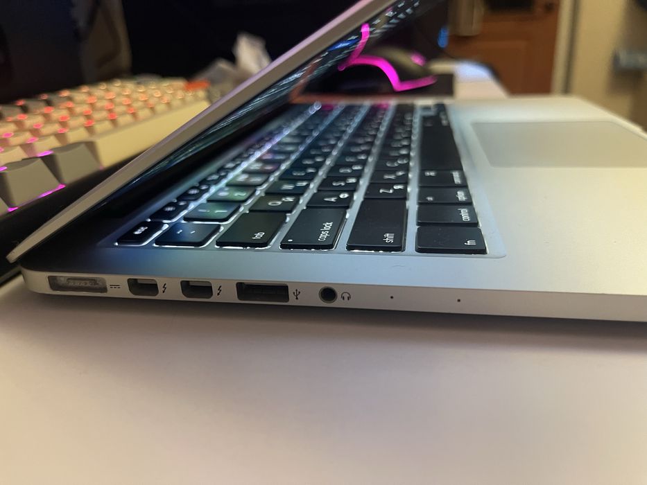 Продам Macbook pro (retina ,inch, Late 2013) 128 gb