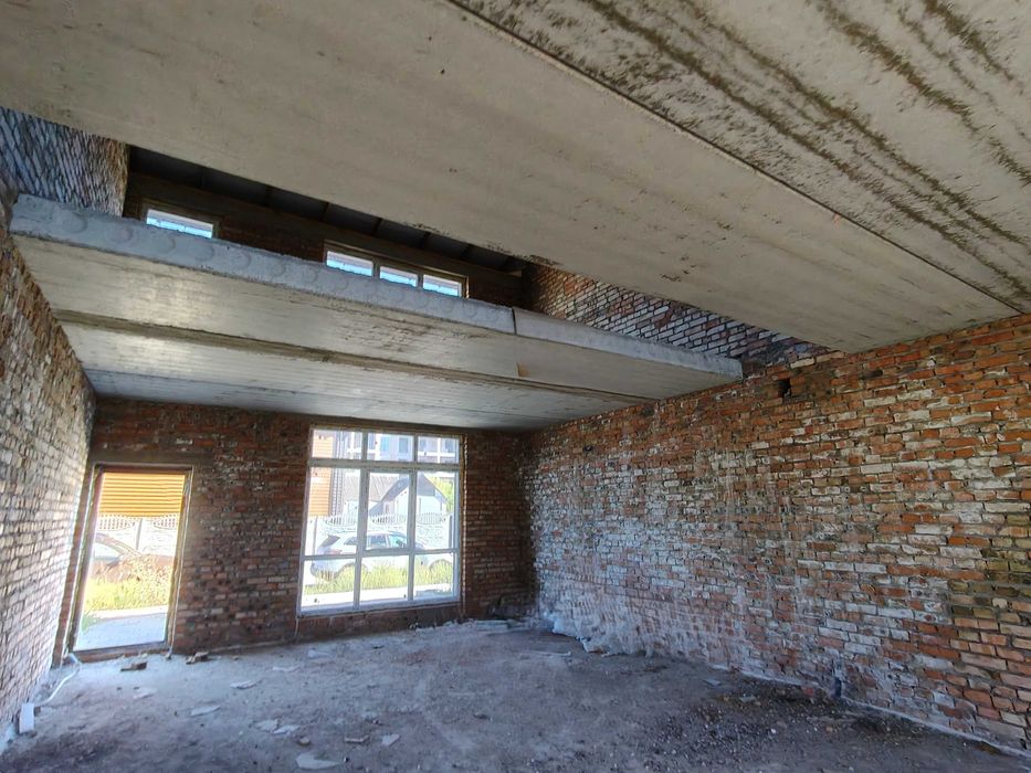 Котедж, таунхаус-здана в експлуатацію новобудова з ділянкою 650$/м кв