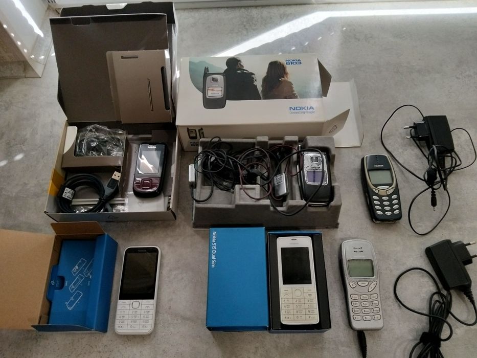 Мобильный телефон Nokia