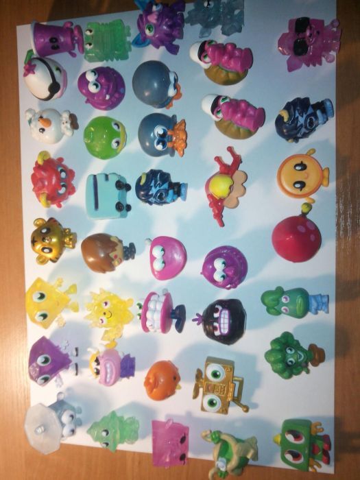 Игрушки по 6 грн за штуку, интерисуют инструменты, замки на ворота