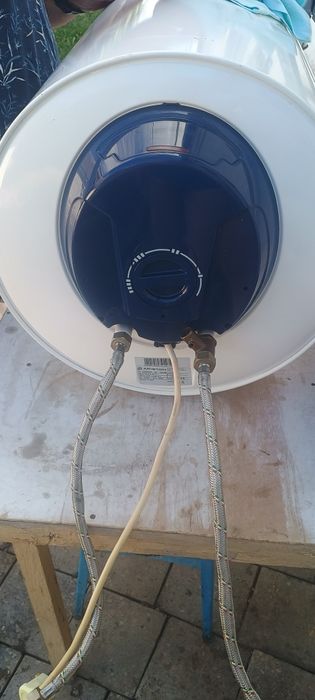 Бойлер Ariston Blu R 80V