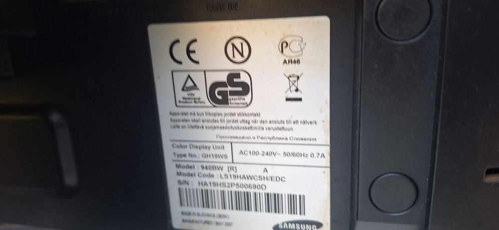 SAMSUNG SyncMaster 940BW