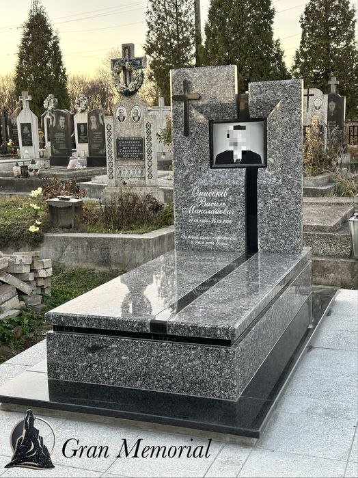 Пам’ятники Галич ціни від виробника під ключ