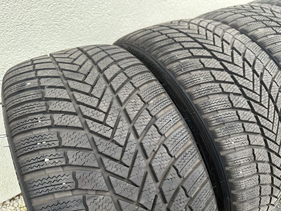 Opony Zimowe Bridgestone Blizak LM005 245/35/19 93W 7-8mm DOT 3922 BDB