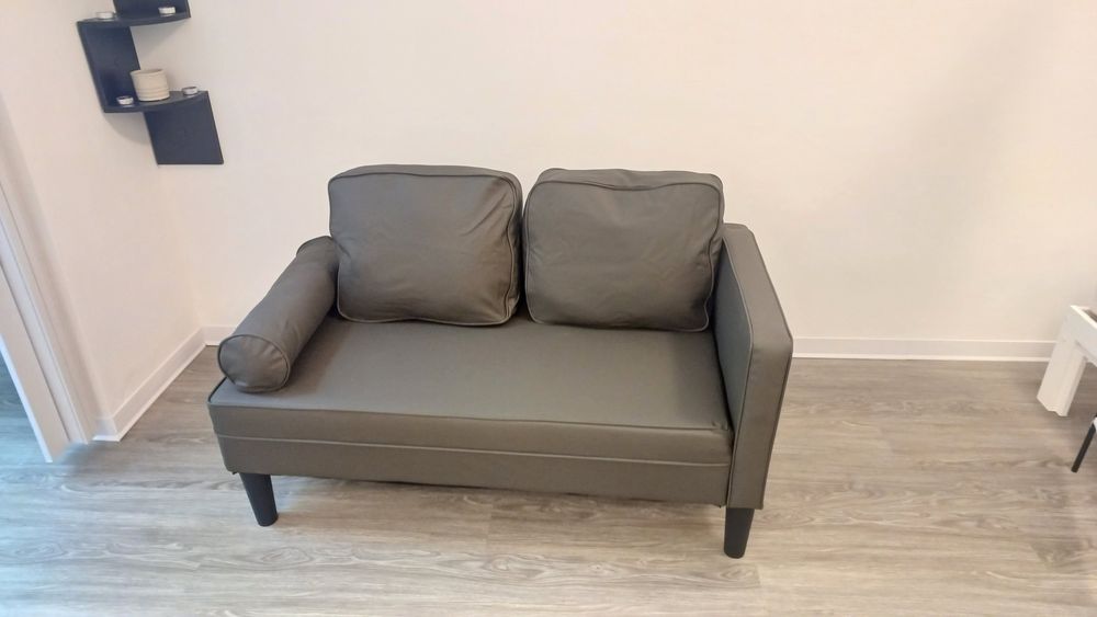 Sofá em pele sintética  da Vidal.XL - Novo