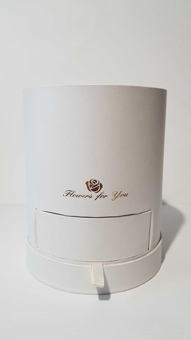 Коробка подарочная под цветы