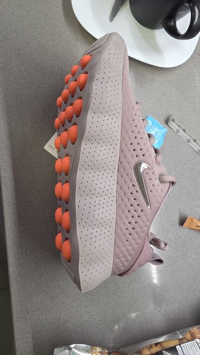 Ténis Nike mind 002